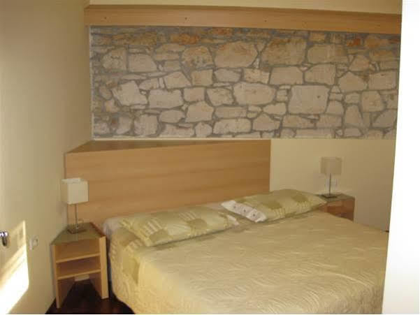 Bed And Breakfast Kolo Adults Only Buzinija Ngoại thất bức ảnh