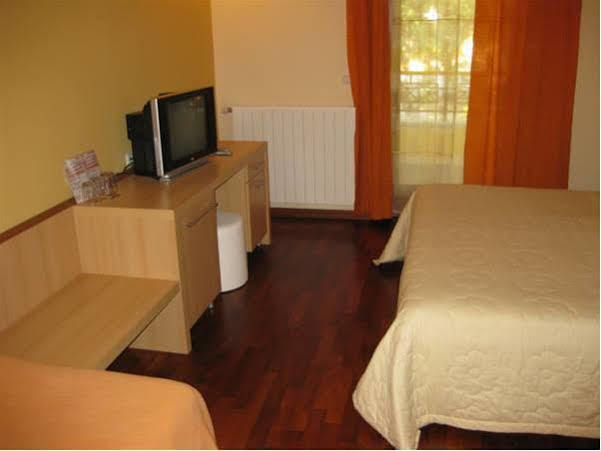 Bed And Breakfast Kolo Adults Only Buzinija Ngoại thất bức ảnh