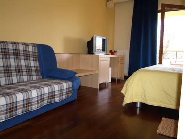 Bed And Breakfast Kolo Adults Only Buzinija Ngoại thất bức ảnh